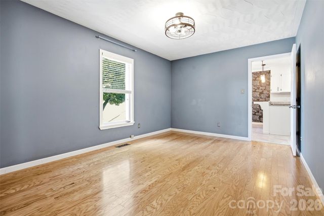 21 Eagle Drive, Taylorsville, NC 28681
