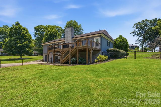 21 Eagle Drive, Taylorsville, NC 28681