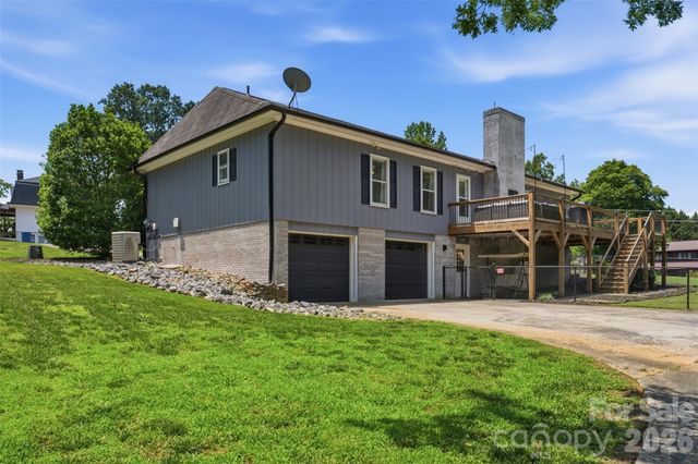 21 Eagle Drive, Taylorsville, NC 28681