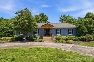 21 Eagle Drive, Taylorsville, NC 28681
