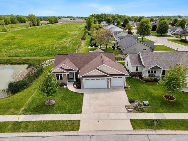 W6301 KIMBERLY TRAIL, Menasha, WI 54952