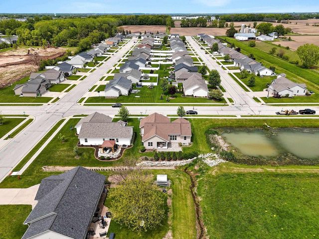W6301 KIMBERLY TRAIL, Menasha, WI 54952