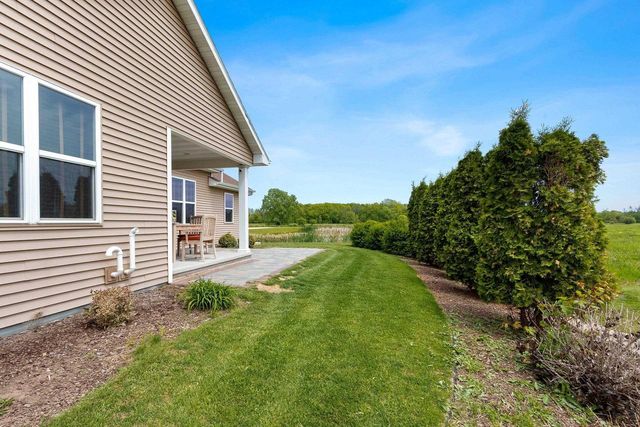 W6301 KIMBERLY TRAIL, Menasha, WI 54952