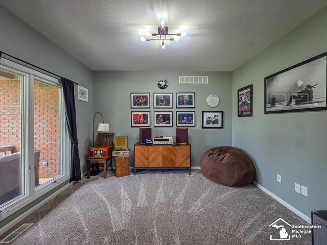 209 Orleans Avenue, Monroe, MI 48162