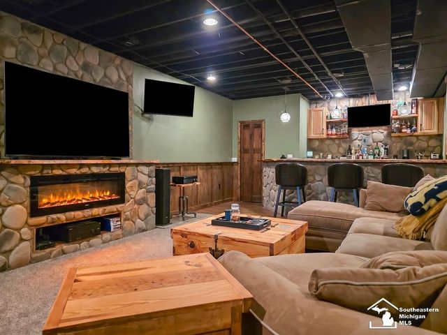 209 Orleans Avenue, Monroe, MI 48162