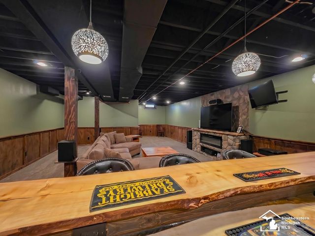 209 Orleans Avenue, Monroe, MI 48162