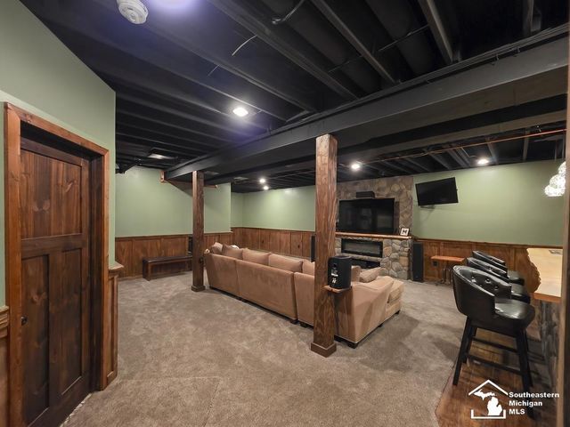209 Orleans Avenue, Monroe, MI 48162