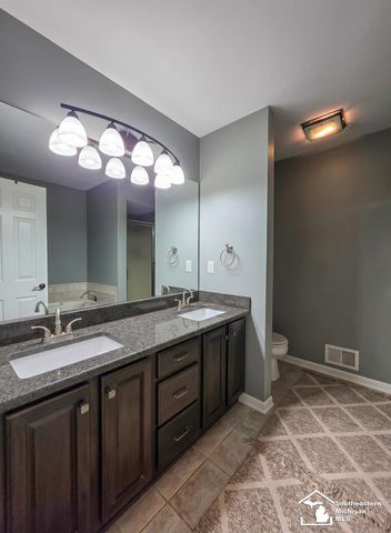 209 Orleans Avenue, Monroe, MI 48162