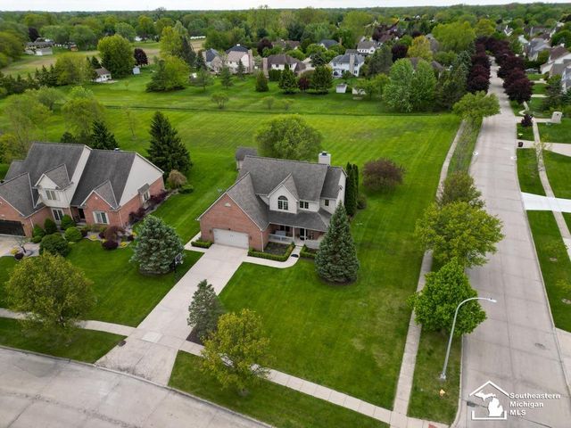 209 Orleans Avenue, Monroe, MI 48162