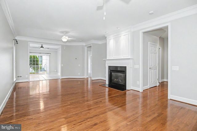 8406 MOUNTAIN LARKSPUR DR DR, Lorton, VA 22079
