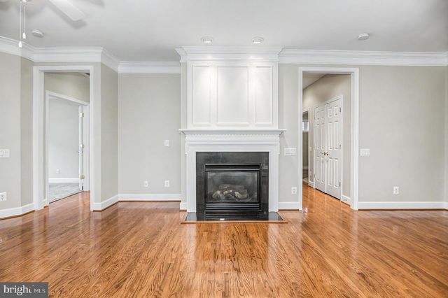 8406 MOUNTAIN LARKSPUR DR DR, Lorton, VA 22079