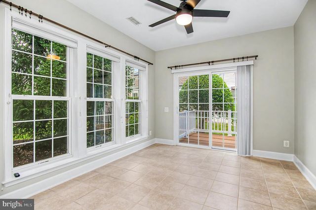 8406 MOUNTAIN LARKSPUR DR DR, Lorton, VA 22079
