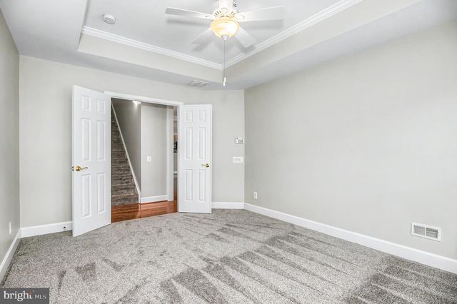 8406 MOUNTAIN LARKSPUR DR DR, Lorton, VA 22079