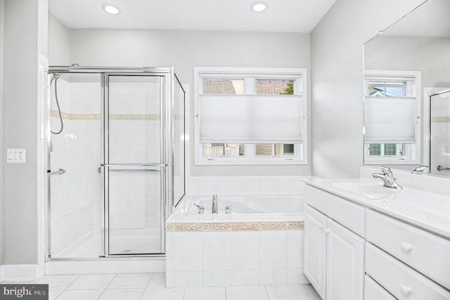 8406 MOUNTAIN LARKSPUR DR DR, Lorton, VA 22079