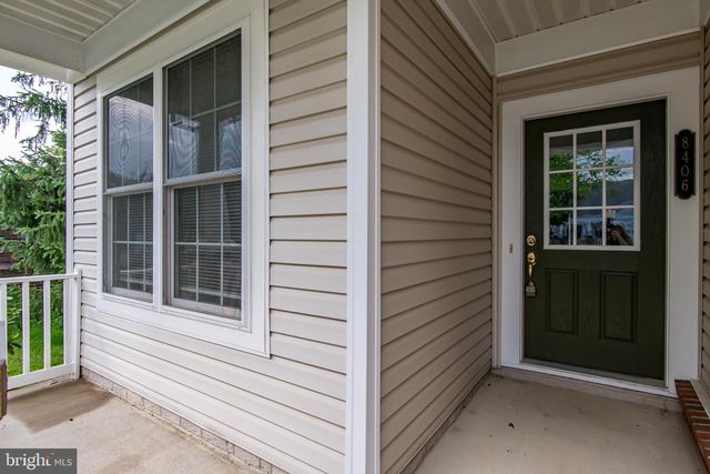 8406 MOUNTAIN LARKSPUR DR DR, Lorton, VA 22079
