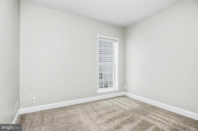 8406 MOUNTAIN LARKSPUR DR DR, Lorton, VA 22079