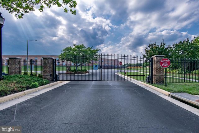 8406 MOUNTAIN LARKSPUR DR DR, Lorton, VA 22079