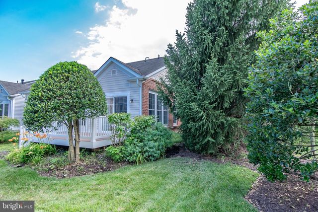 8406 MOUNTAIN LARKSPUR DR DR, Lorton, VA 22079