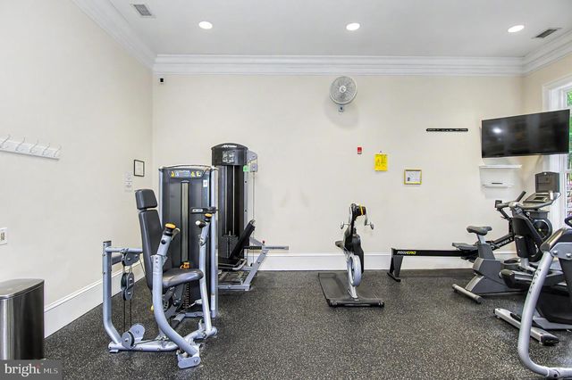 8406 MOUNTAIN LARKSPUR DR DR, Lorton, VA 22079