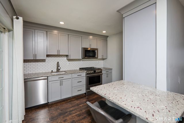 14 South Street 49, Danbury, CT 06810