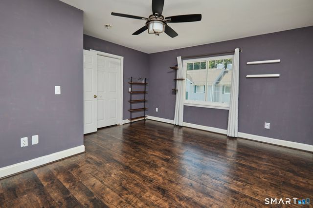 14 South Street 49, Danbury, CT 06810