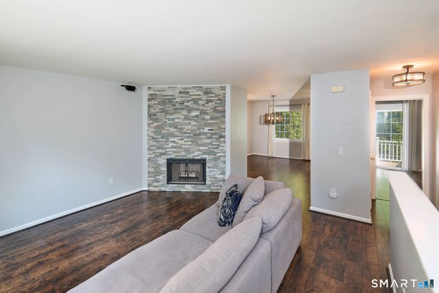 14 South Street 49, Danbury, CT 06810
