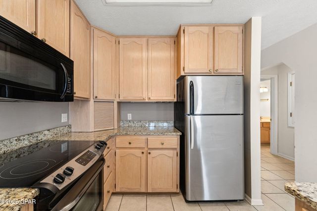 5 Dolphin Lane, Panama City, FL 32408