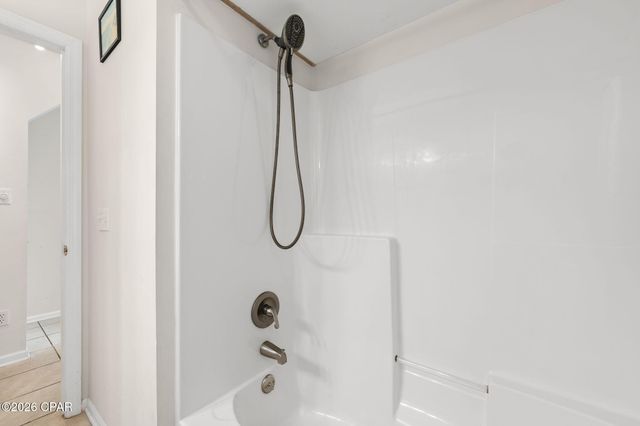 5 Dolphin Lane, Panama City, FL 32408