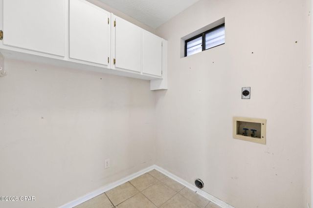 5 Dolphin Lane, Panama City, FL 32408