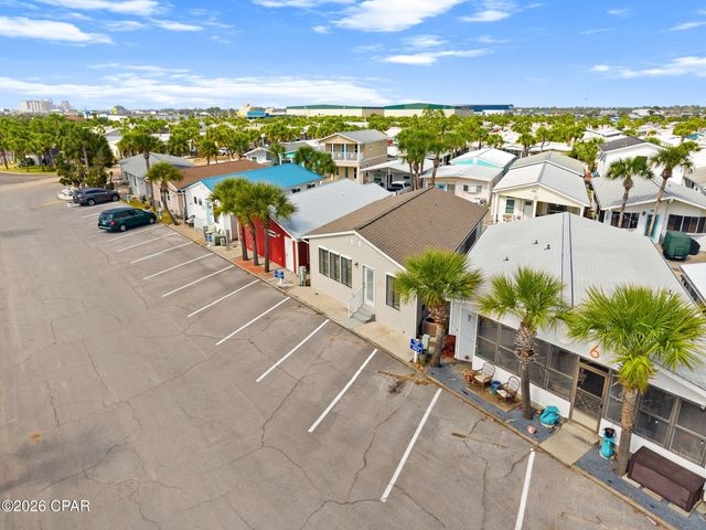 5 Dolphin Lane, Panama City, FL 32408