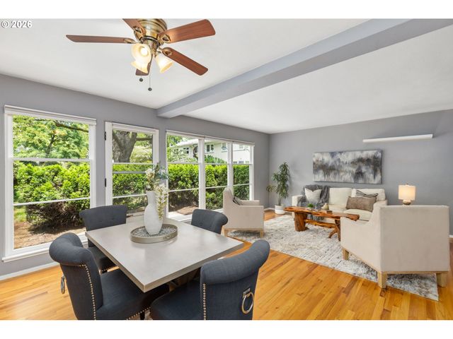 6811 Ne BROADWAY, Portland, OR 97213