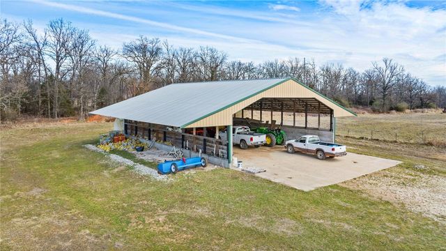 17080 Lonnie Graggs Road, Lincoln, AR 72744