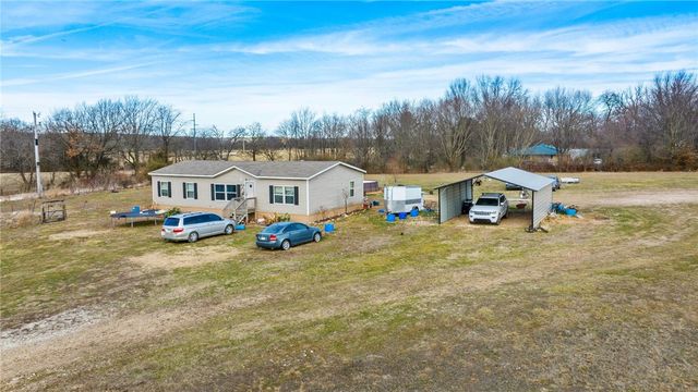 17080 Lonnie Graggs Road, Lincoln, AR 72744