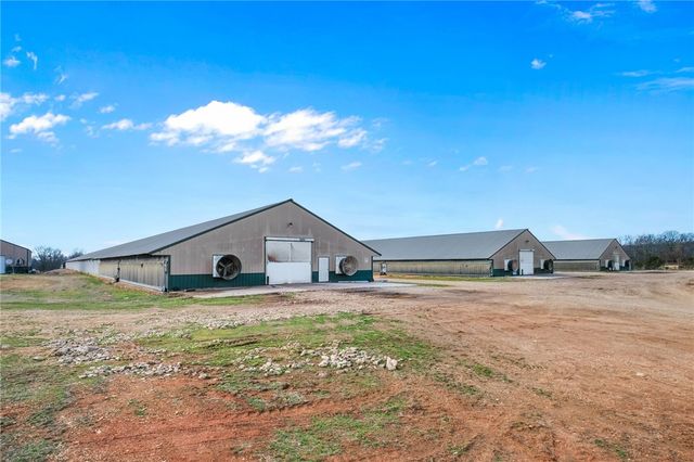 17080 Lonnie Graggs Road, Lincoln, AR 72744