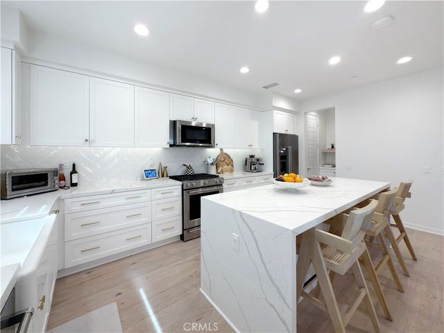 61 Sanctuary, Mission Viejo, CA 92692