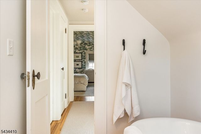 39 Kendal Ave, Maplewood Twp., NJ 07040