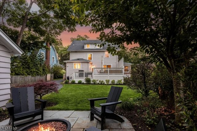 39 Kendal Ave, Maplewood Twp., NJ 07040