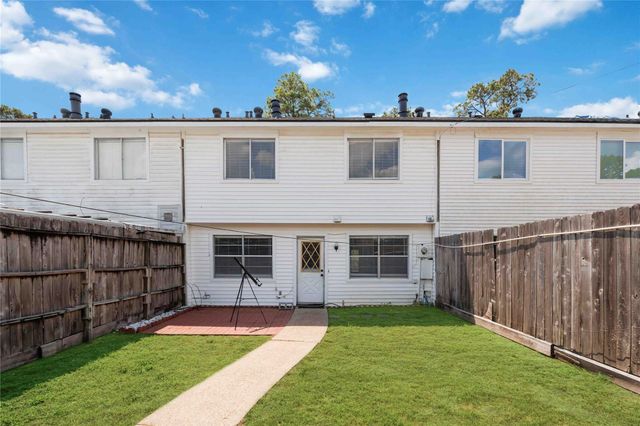 20329 Fieldtree Drive, Humble, TX 77338