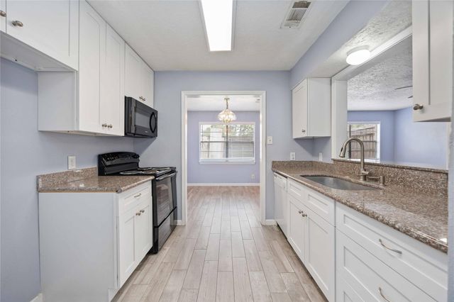 20329 Fieldtree Drive, Humble, TX 77338