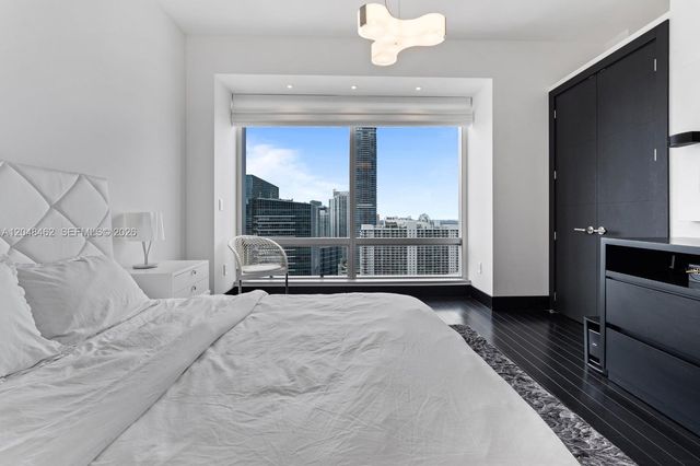 1425 Brickell Ave 42E, Miami, FL 33131