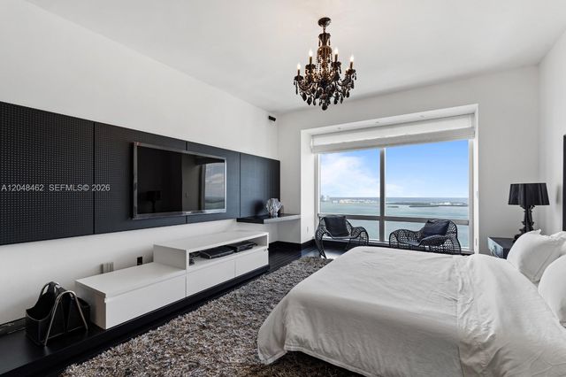 1425 Brickell Ave 42E, Miami, FL 33131