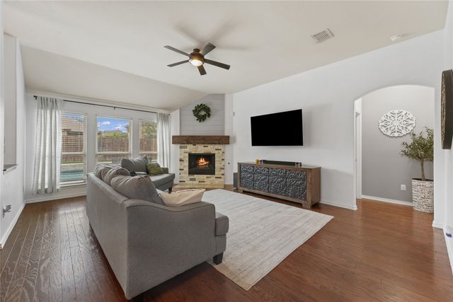 2007 Fairway Woods Drive, Wylie, TX 75098