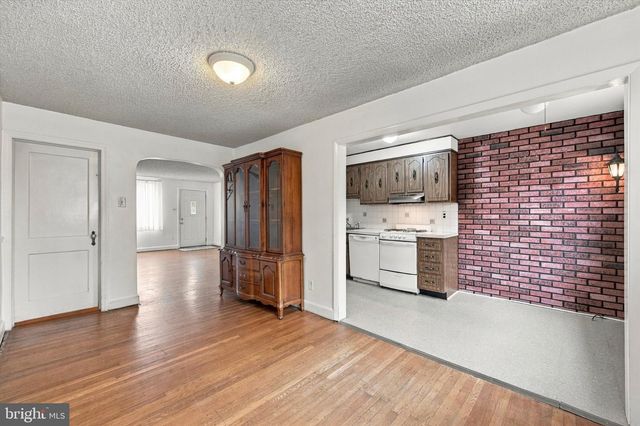 604 RIVELY AVE, Glenolden, PA 19036