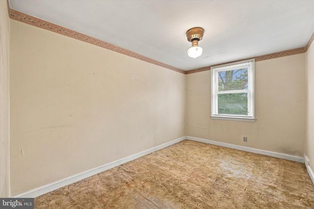 604 RIVELY AVE, Glenolden, PA 19036