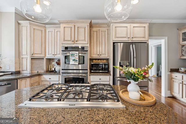 725 Pine Leaf Court, Johns Creek, GA 30022