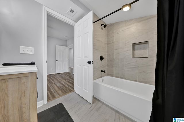 1005 6TH PLACE, Birmingham, AL 35214