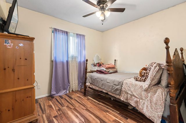 4312 Greenbriar Drive, Bellmead, TX 76705