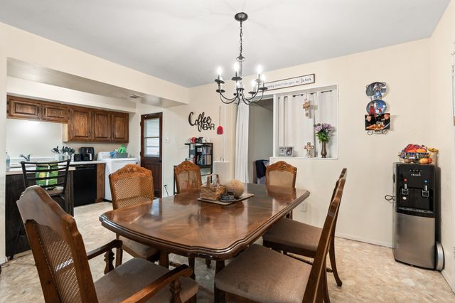 4312 Greenbriar Drive, Bellmead, TX 76705