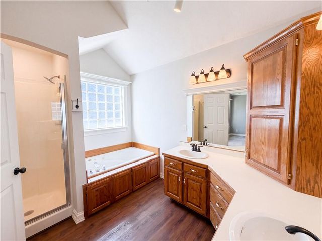 21505 E 50th Terrace Court, Independence, MO 64015