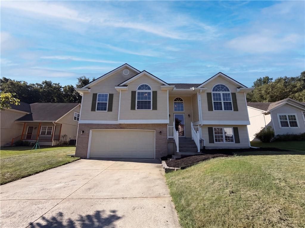 21505 E 50th Terrace Court, Independence, MO 64015